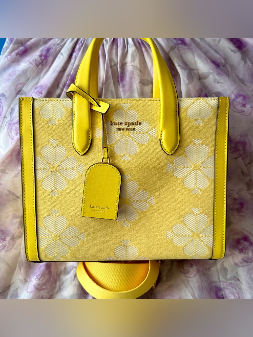 Kate Spade Spade Flower Two-Tone Canvas Manhattan Small Tote Bag